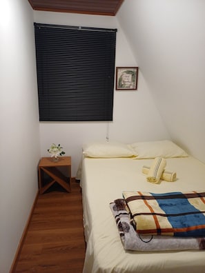 Wi-Fi de cortesia, roupa de cama
