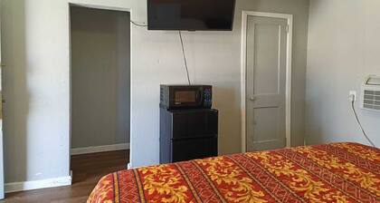 Orangeburg SC |King Bed