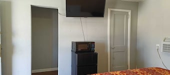 Orangeburg SC |King Bed