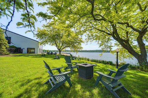 4 Mi to Saratoga Course! Resort-Style Condo