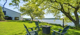 4 Mi to Saratoga Course! Resort-Style Condo