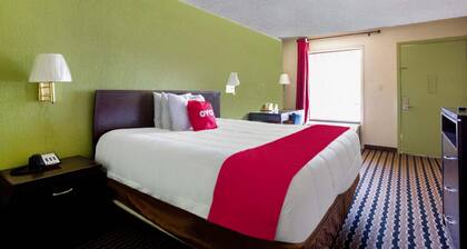 1 Bedroom Suite|Pensacola FL