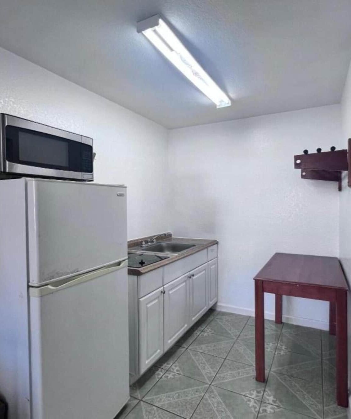 Kühlschrank, Mikrowelle