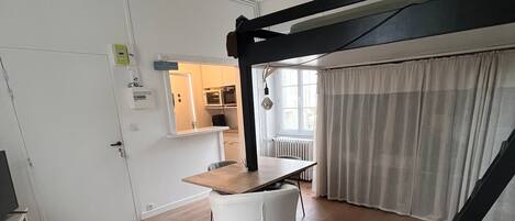 TV