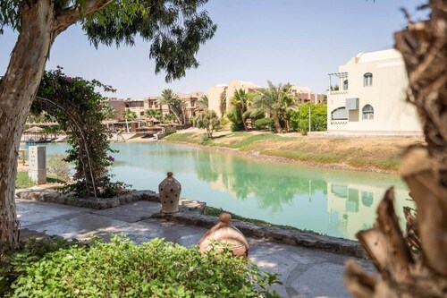 The Downtown Oasis I Nesty Hospitality
