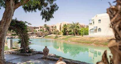 The Downtown Oasis I Nesty Hospitality
