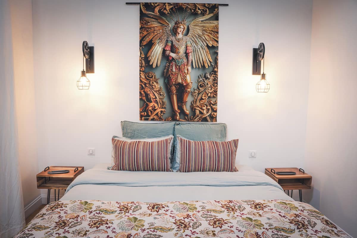 Deluxe Double Room, Courtyard View | In-room safe, free WiFi