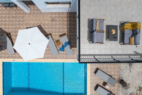 Melia Villa I by Nomads