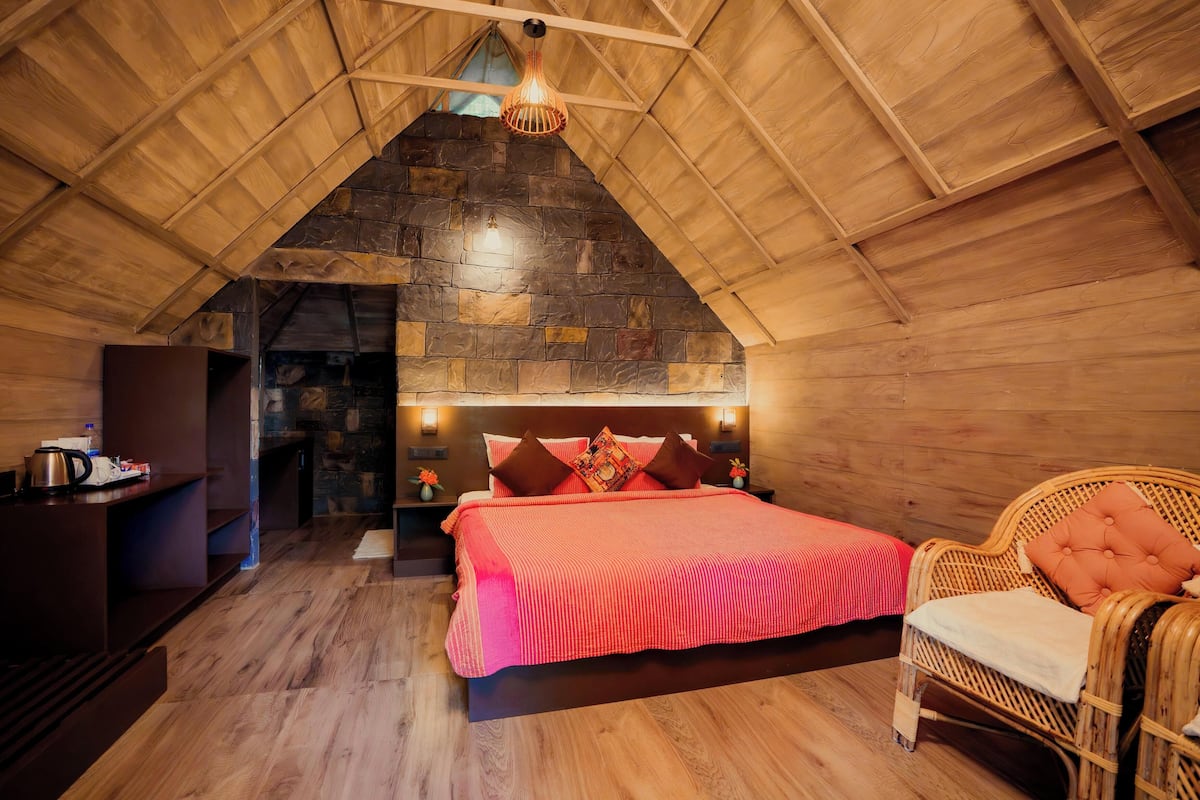 Deluxe Room, Balcony | WiFi (free)