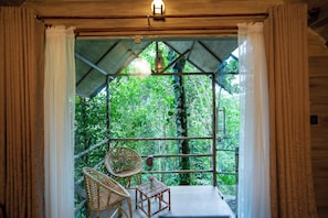 Deluxe Room, Balcony | Interior - Panchavadi Farm Stay (Kumily)