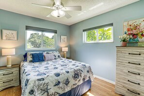 Room - 4 Mi to Hospitals! Port Charlotte Home w/ Lanai (Port Charlotte)