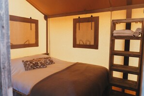 3 habitaciones y ropa de cama 