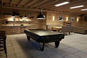 Games room - Holiday home in Domburg with swimming pool (Domburg)