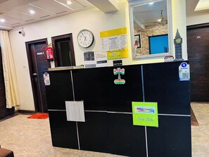 Lobby - Hotel The Villa By MNG Rooms (Kanpur)