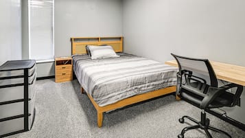 Desk, iron/ironing board, internet, bed sheets