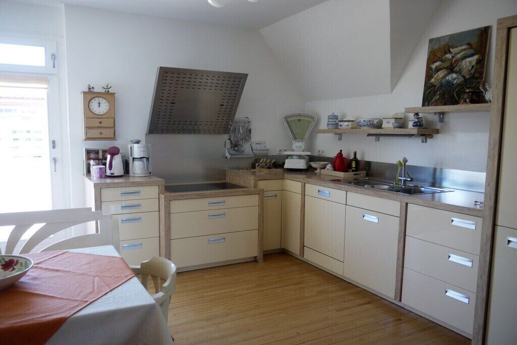 Kühlschrank, Ofen, Herdplatte, Geschirrspüler