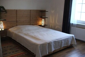 3 bedrooms, iron/ironing board, free WiFi, bed sheets - in the Sundevit house (Sundhagen \/ OT Reinberg)