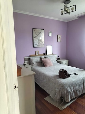 Room - Vrbo Property (villaviciosa)