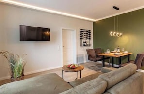 Smart TV, fireplace - Apartment in Fehmarn with swimming pool (Fehmarn)