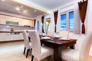 Dining - Villa Natasha with Pool (Makarska)