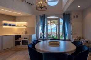 Dining - Villa in Erchie with 4 bedrooms sleeps 8 (Erchie)