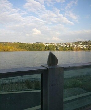 Property grounds - Holiday apartment in Koblenz with Wi-Fi (Koblenz)