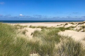 Beach - Holiday home with 2 bedrooms (Vrouwenpolder)