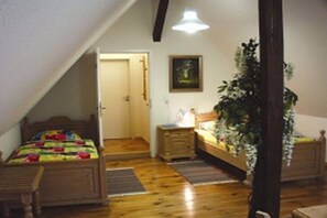 Bügeleisen/Bügelbrett, Bettwäsche