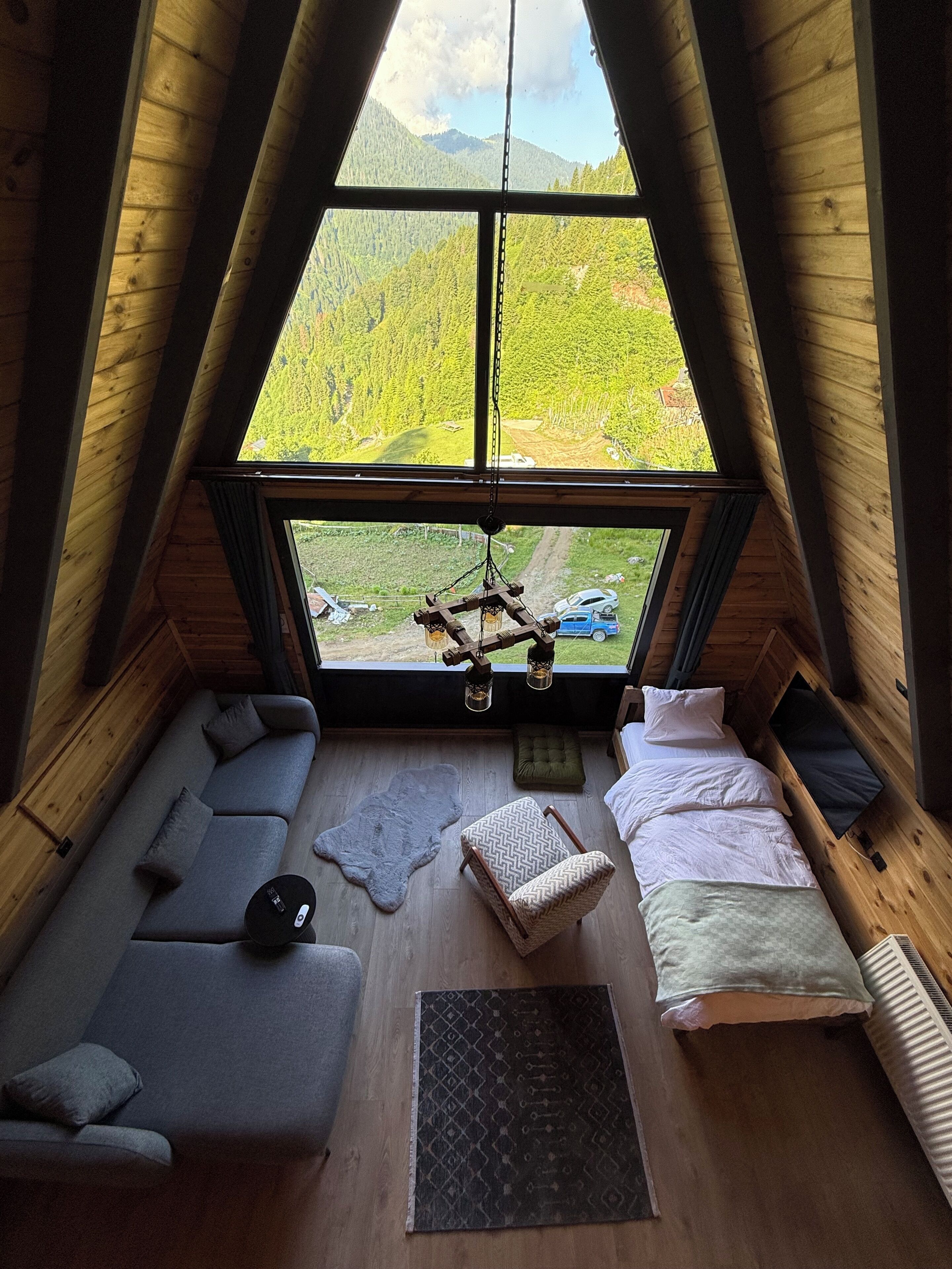 家庭四人房, 山景 | 手提電腦工作空間、熨斗/熨衫板、免費 Wi-Fi