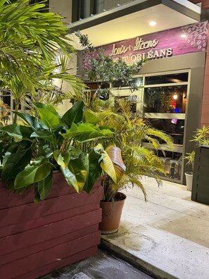 Exterior detail - The Weekender at One West Near Beaches & Airport (Nassau)