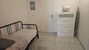 1 chambre, accès Internet, draps fournis