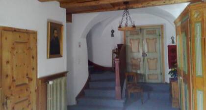 Ferienwohnungen Chasa Valär, (Scuol) by Interhome