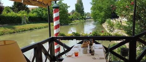 Restaurante al aire libre