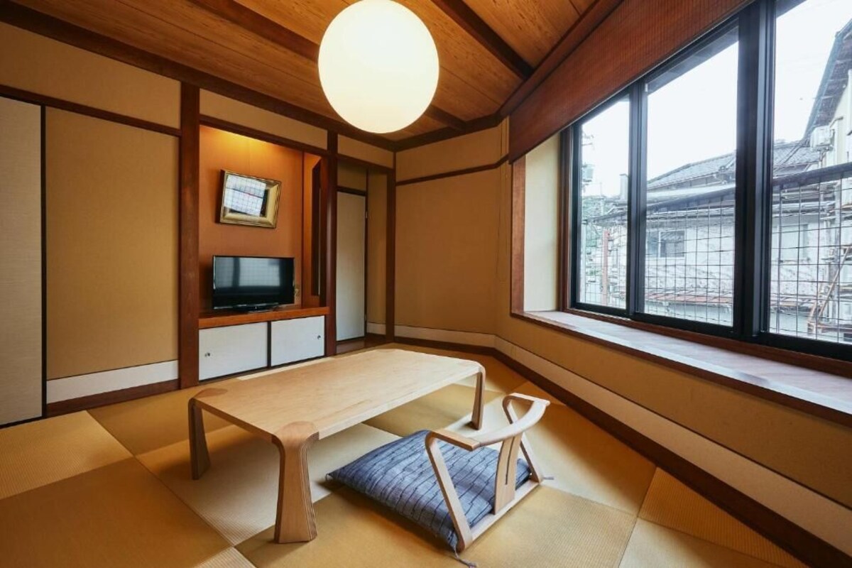 Quarto solteiro, para não fumantes | Wi-Fi de cortesia