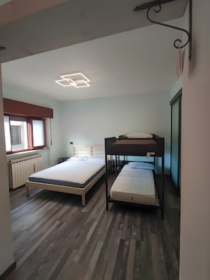 Room - Holiday Home 'Alben Apartment' with Mountain View and Shared Garden (Serina)