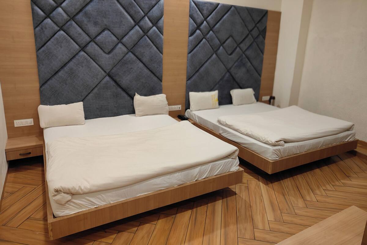 Family Room | Free WiFi