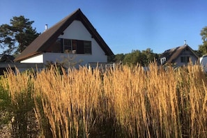 Property grounds - Holiday apartment with 2 bedrooms (Karlshagem)