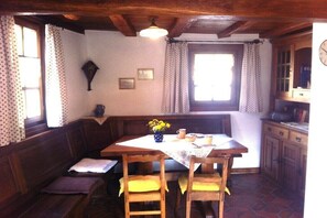 Dining - Holiday home in Müden with swimming pool (Müden)