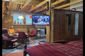 1 Schlafzimmer, Bügeleisen/Bügelbrett, Reisekinderbett, kostenloses WLAN