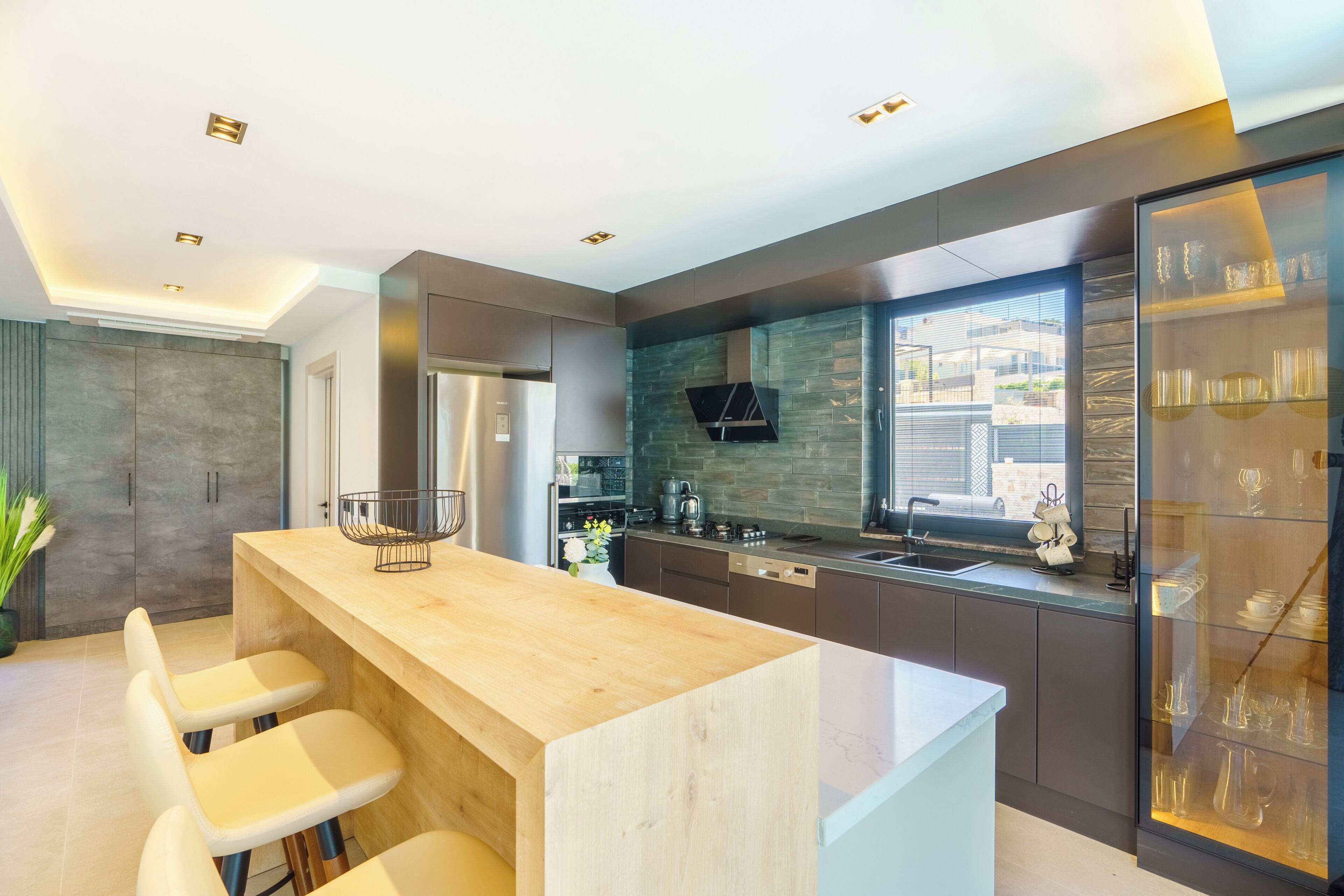 Deluxe Villa, 4 Bedrooms | Private kitchen
