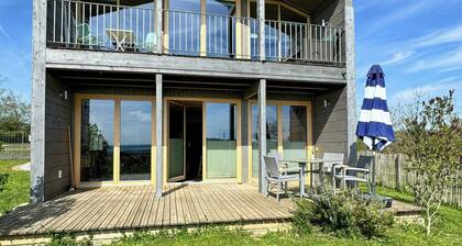 Log cabin apartment on an organic vineyard