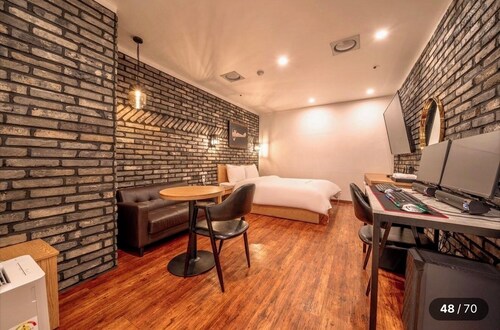 Healing Motel