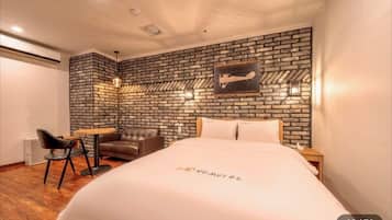 Premium Room | Desk, free WiFi