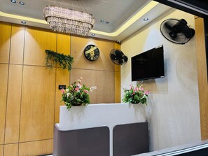 Lobby - Kashi Vilas Inn (Varanasi)