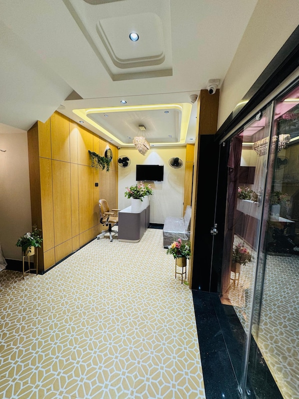 Lobby - Kashi Vilas Inn (Varanasi)