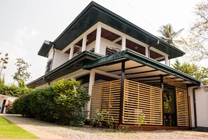 Deluxe-Villa, 3 Schlafzimmer, Strandblick | Außenbereich
