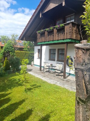 Ulkoruokailutilat