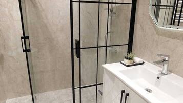 Suite Deluxe, vue ville | Salle de bain