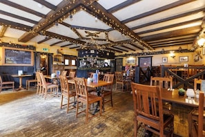 Dining - The Village Inn (Arrochar)