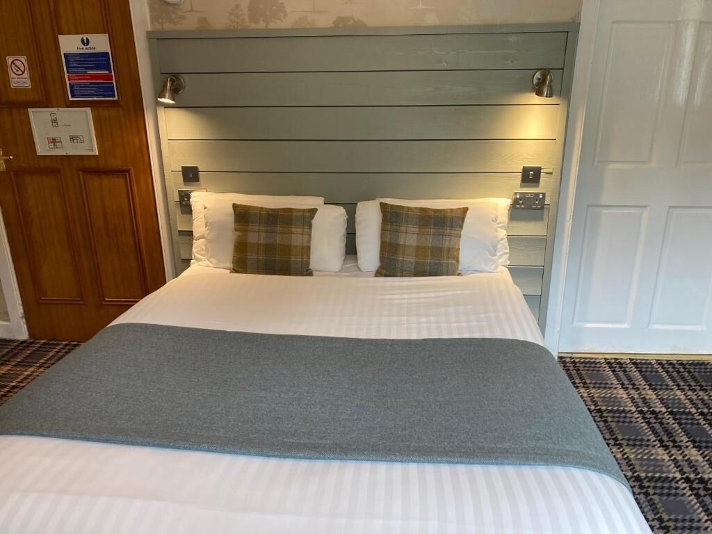 Desk, iron/ironing board, free WiFi